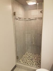 Shower stall