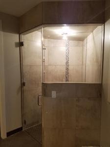 corner shower 3